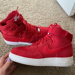 Men’s Size 8.5 Nike Air Force 1 Hi ‘07 Red Suede